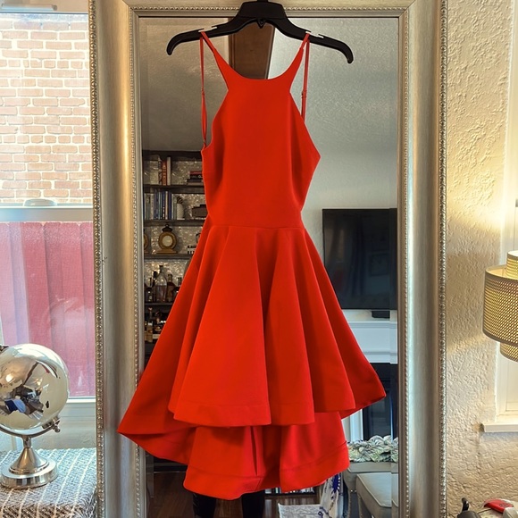 RED BACKLESS MINU DRESS - Picture 5 of 13